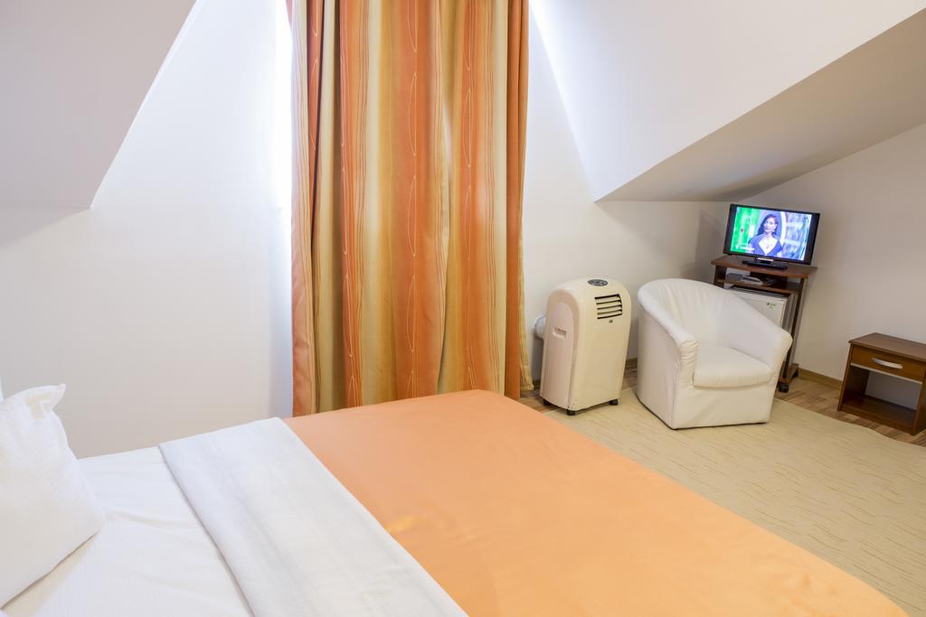 Motel Darina Ungheni  Dış mekan fotoğraf